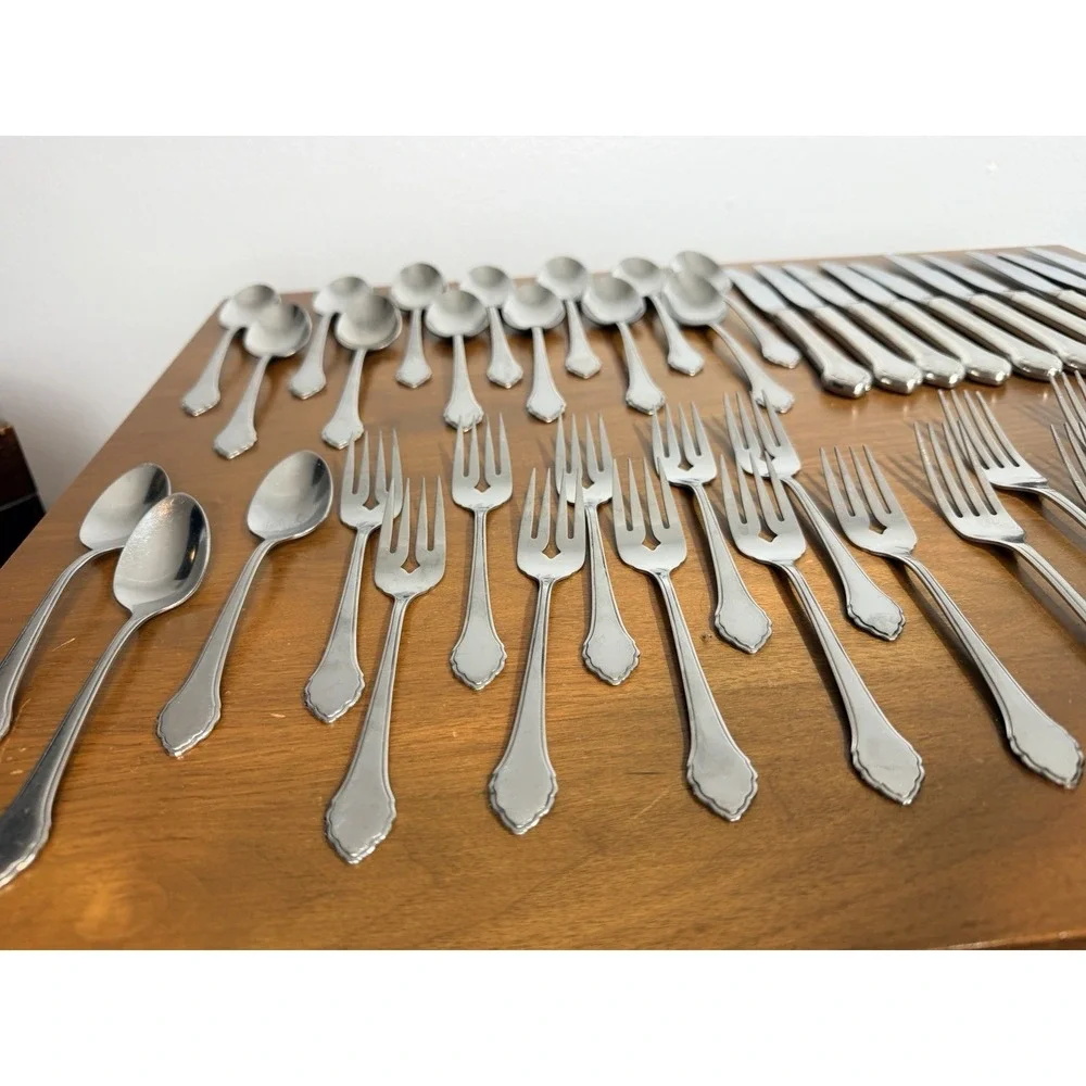 47 Pc Set Summer Mist-Autumn Glow Stainless by Oneida Silver Wm A Rogers
